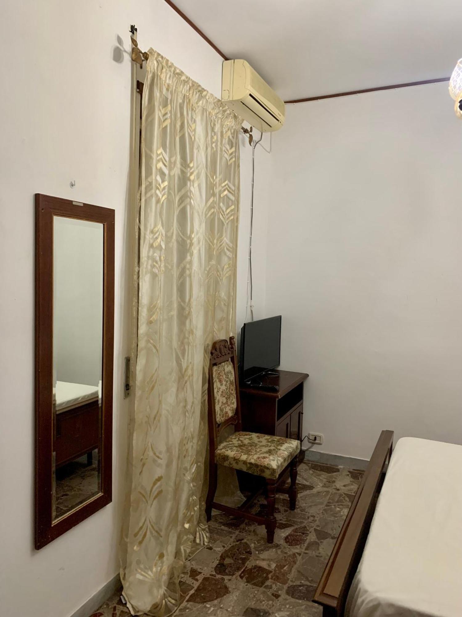 Appartement La Casa Di Amina à Rome Extérieur photo